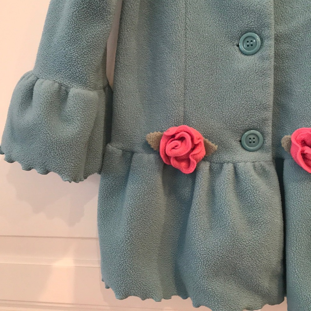 Coat - Picture 2 of 6